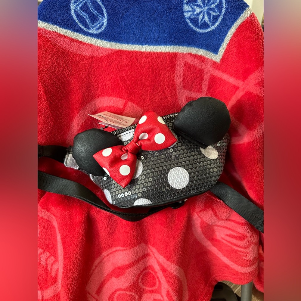 Minnie Mouse Loungefly Fanny Pack/ Belt Bag